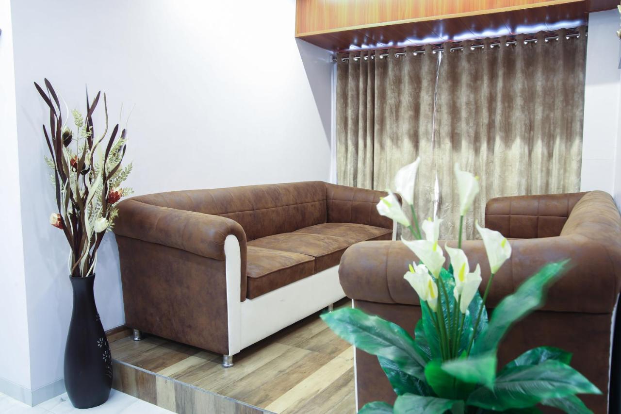 Hotel Apple Inn Navi Mumbai Exterior photo