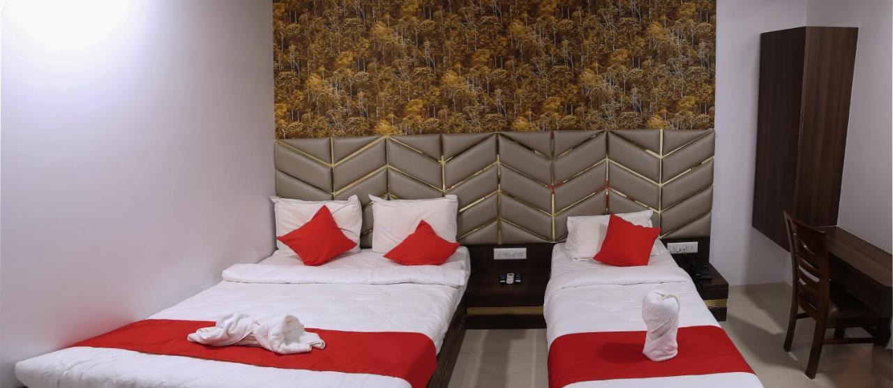 Hotel Apple Inn Navi Mumbai Exterior photo