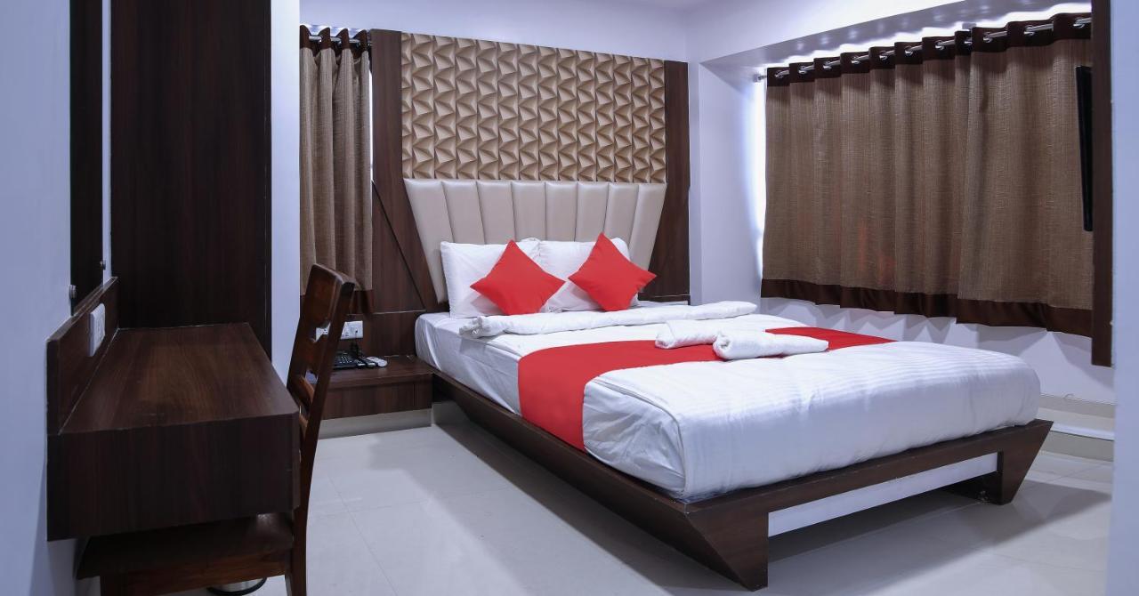 Hotel Apple Inn Navi Mumbai Exterior photo